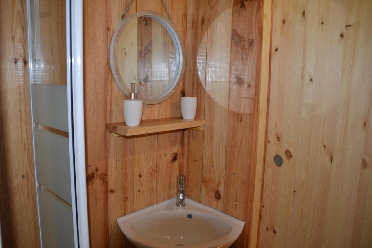 Le Ranch Amadeus Bed & Breakfast Saint-Paul-en-Born ภายนอก รูปภาพ